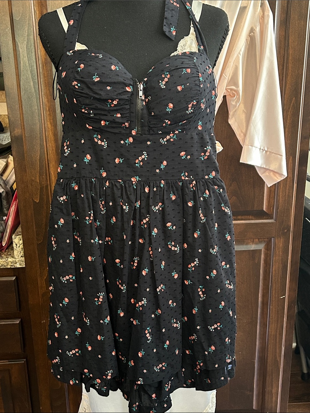 Guess Sz 5 Black Floral Halter Mini Sundress with Sweetheart Bust - Swiss Dot